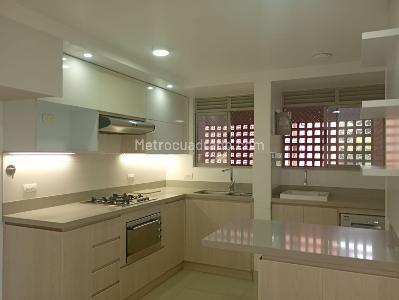 Apartamento de 3 alcobas en venta en Envigado, Envigado, 123 m² · foto 5 de 19