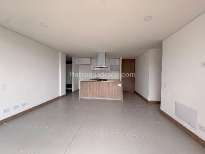 Apartamento de 2 alcobas en venta en Sabaneta, Sabaneta, 62 m² · foto 2 de 14