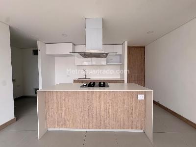 Apartamento de 2 alcobas en venta en Sabaneta, Sabaneta, 62 m² · foto 8 de 14