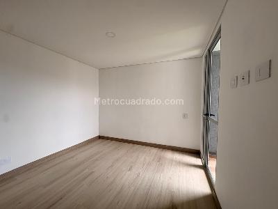 Apartamento de 2 alcobas en venta en Sabaneta, Sabaneta, 62 m² · foto 9 de 14