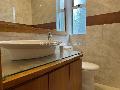 Casa de 3 alcobas en arriendo en Envigado, Envigado, 380 m² · foto 15 de 19