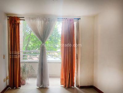Apartamento en venta en Envigado, Envigado · foto 6 de 14