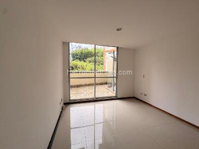 Apartamento de 2 alcobas en venta en Sabaneta, Sabaneta, 80 m² · foto 11 de 14
