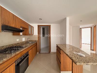 Apartamento de 2 alcobas en venta en Sabaneta, Sabaneta, 80 m² · foto 5 de 14