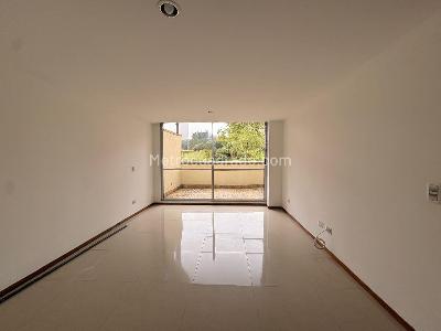 Apartamento de 2 alcobas en venta en Sabaneta, Sabaneta, 80 m² · foto 9 de 14