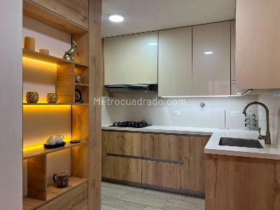 Apartamento de 3 alcobas en arriendo en Los Balsos, Medellín, 89 m² · foto 3 de 9