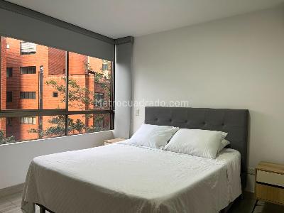 Apartamento de 3 alcobas en arriendo en Los Balsos, Medellín, 89 m² · foto 8 de 9