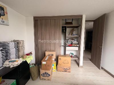 Apartamento de 3 alcobas en arriendo en Sabaneta, Sabaneta, 110 m² · foto 16 de 19