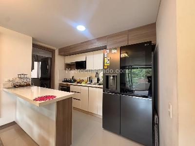 Apartamento de 3 alcobas en arriendo en Sabaneta, Sabaneta, 110 m² · foto 6 de 19