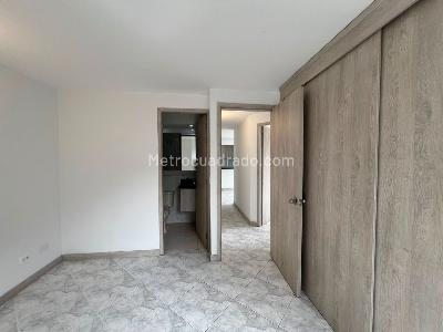 Apartamento de 3 alcobas en arriendo en Castropol, Medellín, 63 m² · foto 10 de 13