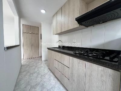 Apartamento de 3 alcobas en arriendo en Castropol, Medellín, 63 m² · foto 5 de 13
