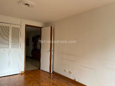 Apartamento de 3 alcobas en venta en Los Balsos, Medellín, 200 m² · foto 11 de 18