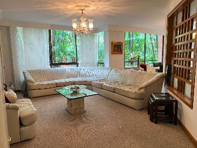 Apartamento de 3 alcobas en venta en Los Balsos, Medellín, 200 m² · foto 2 de 18