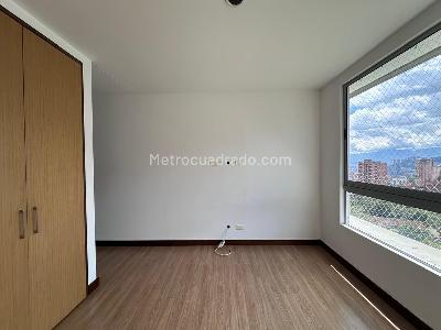 Apartamento de 2 alcobas en venta en El Poblado, Medellín, 115 m² · foto 13 de 18