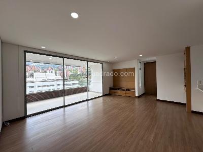 Apartamento de 2 alcobas en venta en El Poblado, Medellín, 115 m² · foto 4 de 18