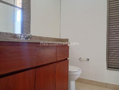 Apartamento de 1 alcoba en venta en El Poblado, Medellín, 62 m² · foto 13 de 15