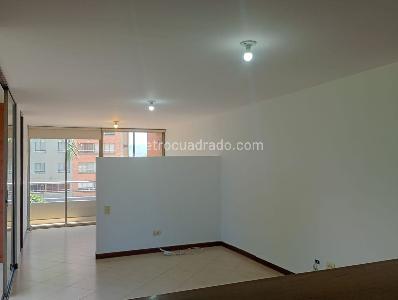 Apartamento de 1 alcoba en venta en El Poblado, Medellín, 62 m² · foto 2 de 15