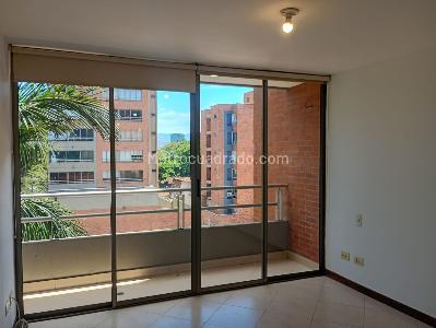 Apartamento de 1 alcoba en venta en El Poblado, Medellín, 62 m² · foto 9 de 15