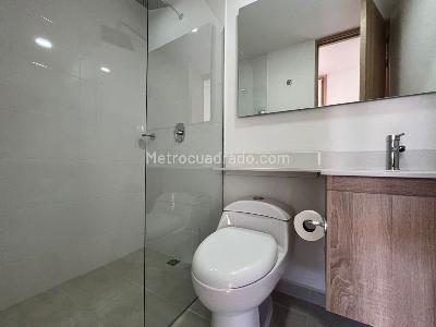 Apartamento de 2 alcobas en venta en Envigado, Envigado, 73 m² · foto 13 de 13