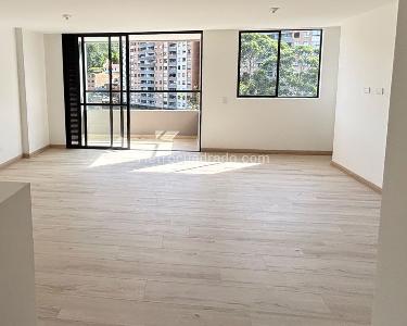 Apartamento de 2 alcobas en venta en Envigado, Envigado, 73 m² · foto 2 de 13
