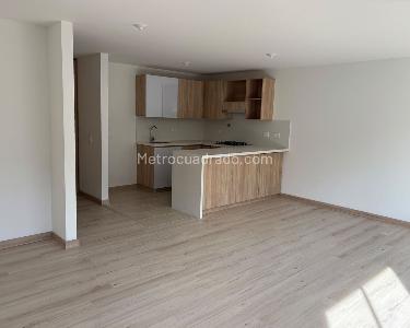 Apartamento de 2 alcobas en venta en Envigado, Envigado, 73 m² · foto 3 de 13
