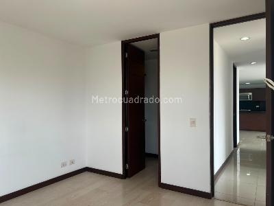 Apartamento de 3 alcobas en arriendo en Envigado, Envigado, 95 m² · foto 11 de 12