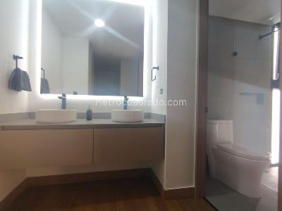 Apartamento en venta en El Poblado, Medellín · foto 18 de 19