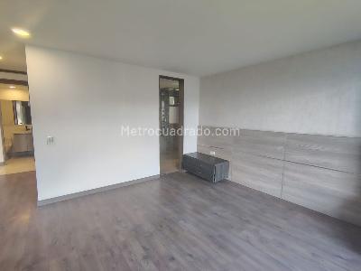 Apartamento de 3 alcobas en arriendo en El Poblado, Medellín, 125 m² · foto 10 de 17