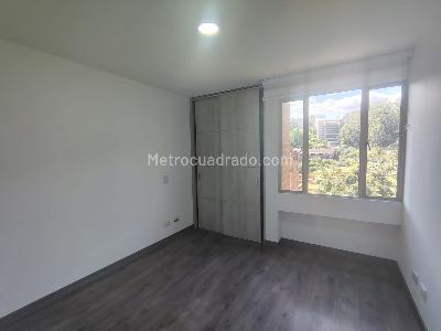 Apartamento de 3 alcobas en arriendo en El Poblado, Medellín, 125 m² · foto 12 de 17