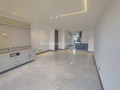 Apartamento de 3 alcobas en arriendo en El Poblado, Medellín, 125 m² · foto 3 de 17