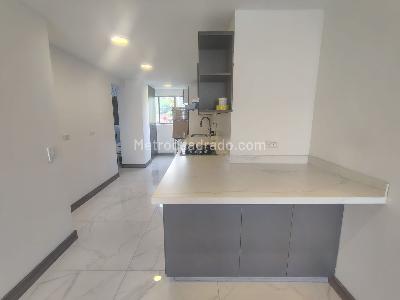 Apartamento de 3 alcobas en arriendo en El Poblado, Medellín, 125 m² · foto 5 de 17