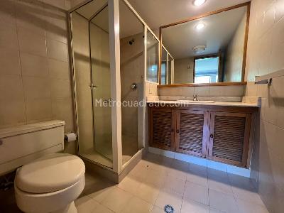 Apartamento de 4 alcobas en venta en El Poblado, Medellín, 230 m² · foto 14 de 16