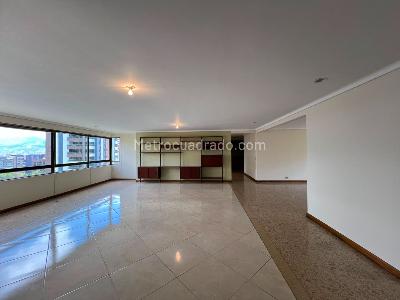 Apartamento de 4 alcobas en venta en El Poblado, Medellín, 230 m² · foto 4 de 16