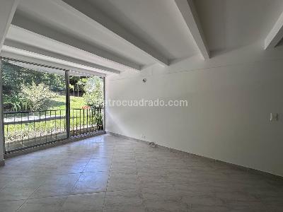 Apartamento en venta en El Poblado, Medellín · foto 6 de 19