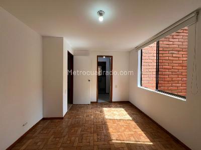 Apartamento en venta en El Poblado, Medellín · foto 8 de 15