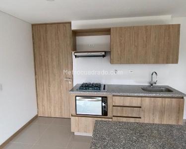 Apartamento de 2 alcobas en venta en Sabaneta, Sabaneta, 65 m² · foto 5 de 9