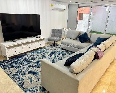 Casa en arriendo en El Poblado, Medellín · foto 3 de 17
