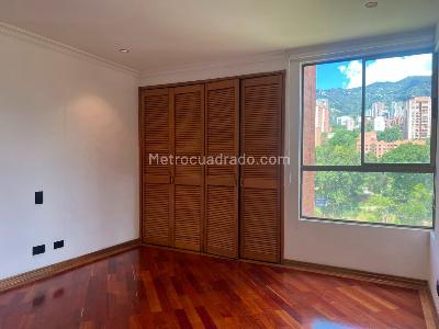 Apartamento de 3 alcobas en arriendo en El Poblado, Medellín, 211 m² · foto 10 de 18