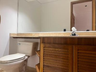 Apartamento de 3 alcobas en arriendo en El Poblado, Medellín, 211 m² · foto 16 de 18