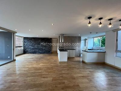 Apartamento de 2 alcobas en arriendo en El Poblado, Medellín, 110 m² · foto 3 de 17