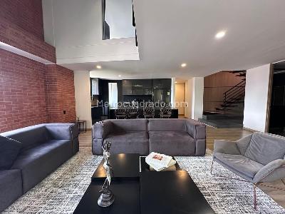 Apartamento de 2 alcobas en venta en El Tesoro, Medellín, 170 m² · foto 3 de 18