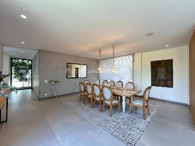 Casa de 4 alcobas en venta en Envigado, Envigado, 1575 m² · foto 5 de 20