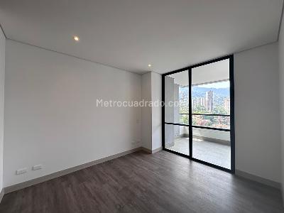 Apartamento de 2 alcobas en arriendo en Los Balsos, Medellín, 95 m² · foto 14 de 19