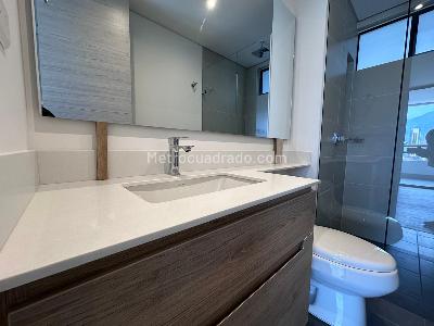 Apartamento de 2 alcobas en arriendo en Los Balsos, Medellín, 95 m² · foto 17 de 19