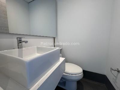 Apartamento de 2 alcobas en arriendo en Los Balsos, Medellín, 95 m² · foto 18 de 19