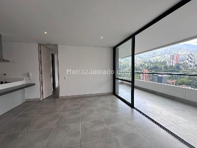 Apartamento de 2 alcobas en arriendo en Los Balsos, Medellín, 95 m² · foto 3 de 19