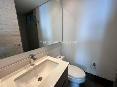Apartamento de 2 alcobas en arriendo en Los Balsos, Medellín, 95 m² · foto 17 de 18