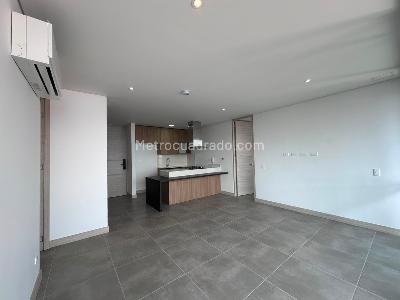 Apartamento de 2 alcobas en arriendo en Los Balsos, Medellín, 95 m² · foto 3 de 18