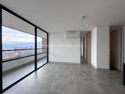 Apartamento de 2 alcobas en arriendo en Los Balsos, Medellín, 95 m² · foto 4 de 18
