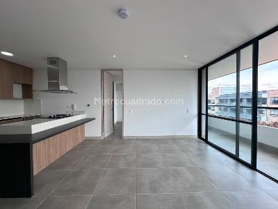 Apartamento de 2 alcobas en arriendo en Los Balsos, Medellín, 95 m² · foto 7 de 18